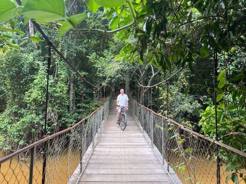 Angkor Wat Sunrise Bike Tour With Lunch Included - So who is this tour perfect for?