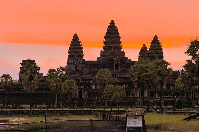 Angkor Wat Sunrise Experience – Ultimate 1-Day Guided Temple Tour - Angkor Thom: The Capital City Feeling in One Hour
