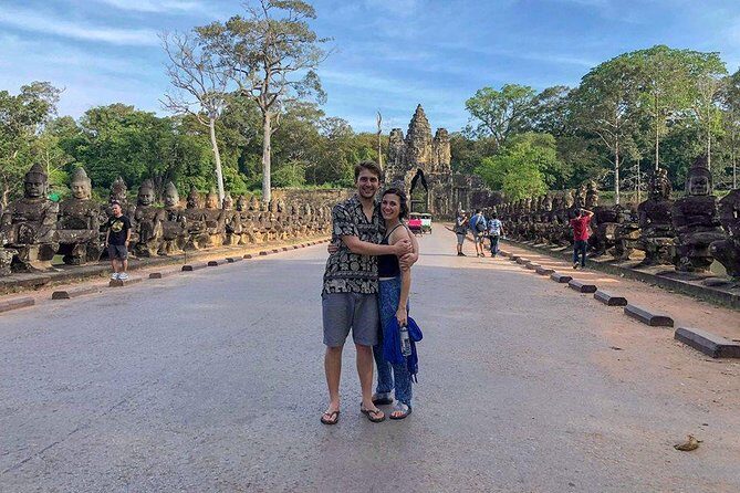 Angkor Wat Sunrise Experience with Breakfast - Angkor Thom Photo Moment: Victory Gate in 15 Minutes
