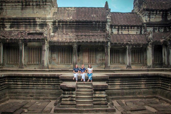 Angkor Wat Sunrise Experience with Breakfast - Transport Comfort and Group Size: The Difference Between a Tour and a Grind