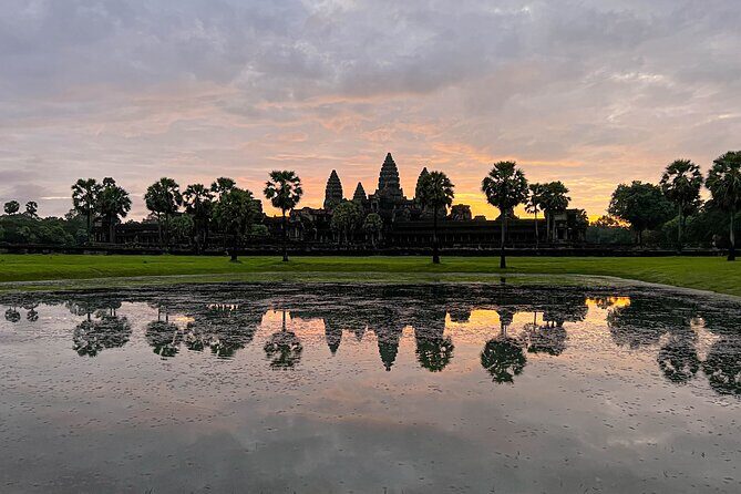Angkor Wat Sunrise Private Tour via Tuk Tuk from Siem Reap - Price and logistics: what $75 really buys you