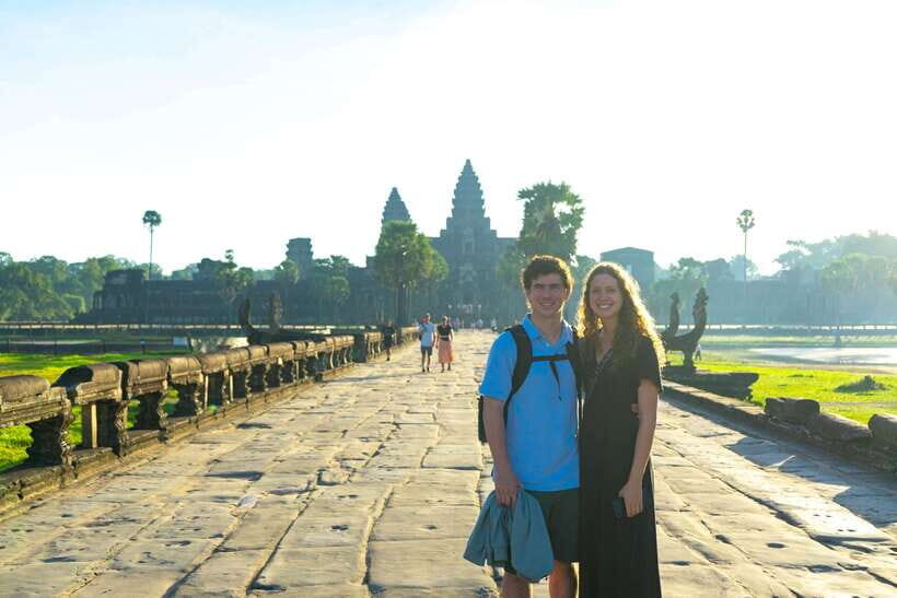 Angkor Wat Sunrise Private Tuk-Tuk Guided Tour - Private Tuk-Tuk and a Small Group of Up to 8