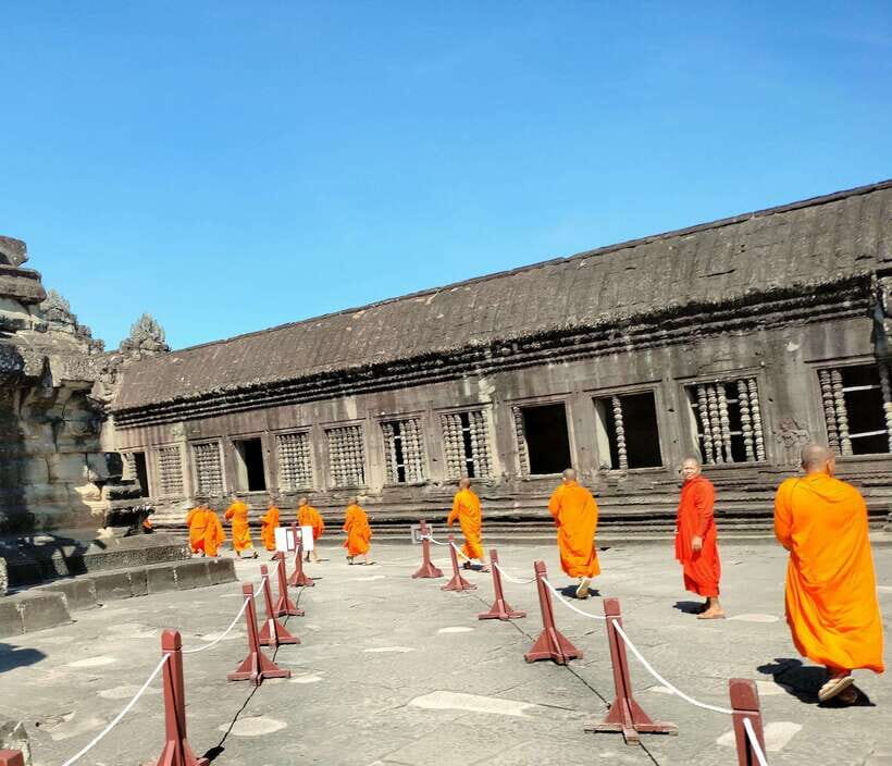 Angkor Wat Sunrise Shared Tours: Bayon-Ta Prohm-Banteay Srei - What to Bring and Wear (Angkor Rules Are Strict for a Reason)