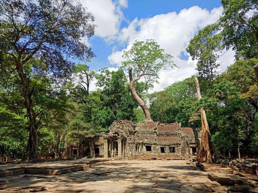 Angkor Wat Sunrise Shared Tours: Bayon-Ta Prohm-Banteay Srei - Guides Who Actually Help You See: Mr.Changra, John, and Sam