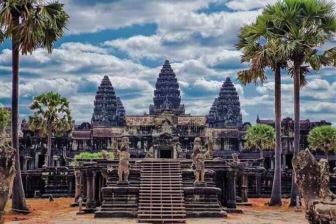Angkor Wat Sunrise, Ta Promh, Banteay Srei, Bayon Private Tour - Ta Prohm: The Jungle-Root Atmosphere You Can’t Fake