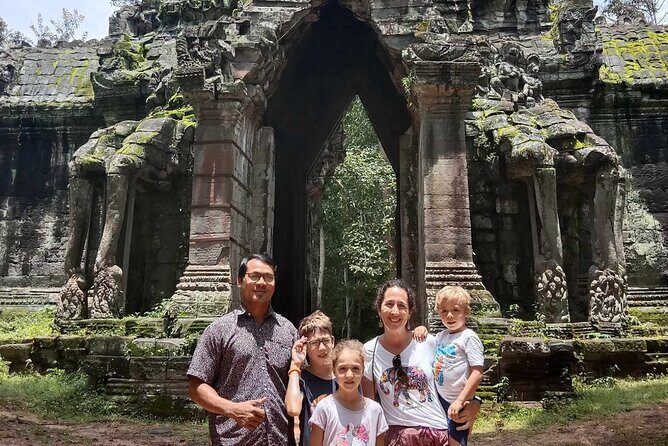 Angkor Wat Sunrise Tours to Bayon and Ta Prohm Temple - Guide and Driver Quality: Why Punctuality Matters at Angkor