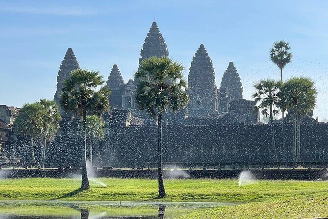 Angkor Wat Temples & Kulen Elephant Forest Day Tour - Stop 1: Angkor Wat without the scramble