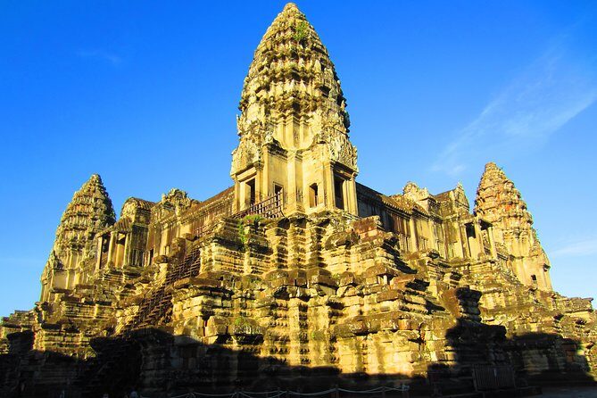 Angkor Wat Temples Tour with Entrance Ticket and Lunch - Your guide: what “Lay Not” signals about the tour quality