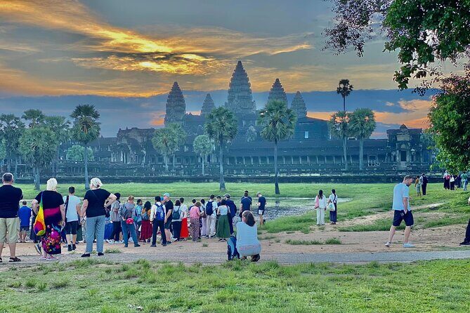 Angkor Wat Tour, Explore The Main Temples With Tour Guide - Siem Reap Pickup and the Comfortable Ride Between Temples