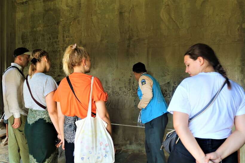 Angkor Wat: Tuk Tuk and Walking Tour - Should you book this Angkor Wat tuk-tuk and walking tour?