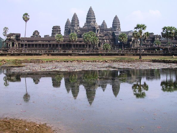 Angkor’s Finest Examples in Brief - Angkor Thom: Elephant Terrace, Leper King Terrace, and the Bayon faces