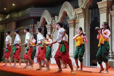 Apsara Dance Performance - Including Buffet Dinner & Hotel Pickup - Tuk-Tuk Pickup and Drop-Off: The Part That Saves Your Evening