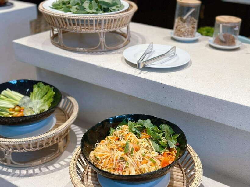 Apsara Performance Including Buffet Dinner & Hotel Pick up - English driver and easy evening planning