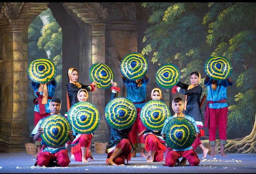 Apsara Performance Including Buffet Dinner & Hotel Pick up - Who should book this (and who might skip it)