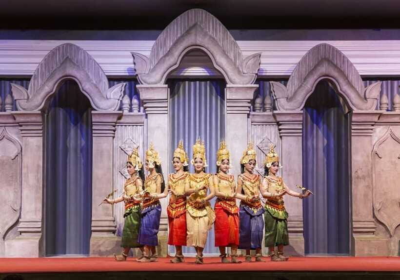 Apsara Traditional Dances & Local Buffet with Tuk-Tuk Ride - Who this tour fits best (and who might want something else)