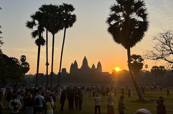 Bangkok to Angkor Wat 2 Days 1 Night tour by flight - Day two at Angkor Wat: UNESCO and the biggest religious monument