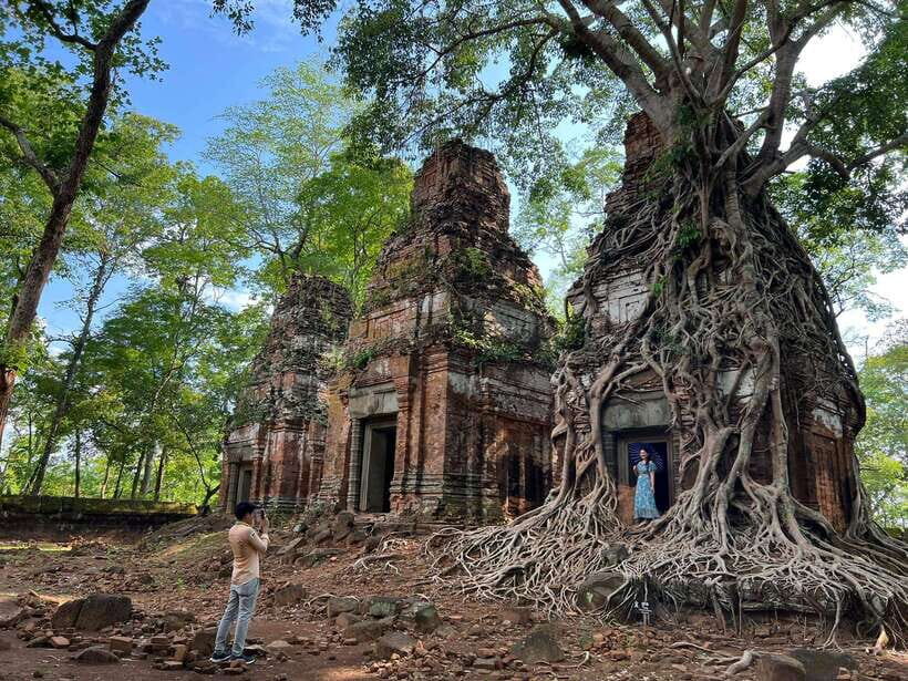 Banteay Srei, Beng Mealea & Koh Ker Small-Group Tour - Banteay Srei: small temple, giant carving effort