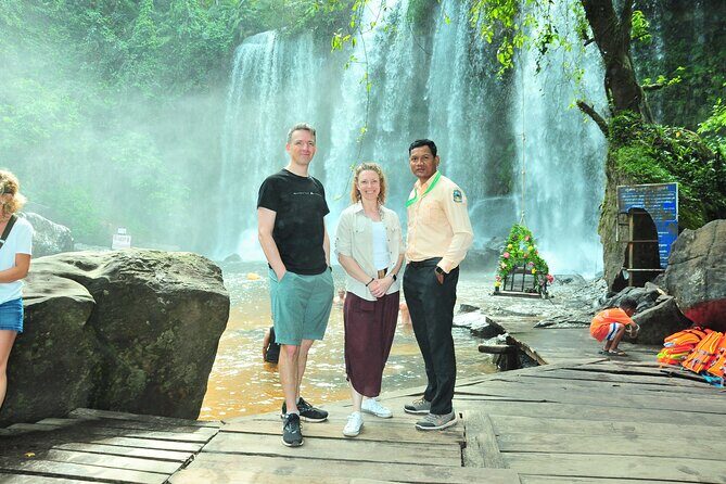 Banteay Srei & Kulen Mountain & Beng Mealea Tour - Boeng Mealea: The Jungle Temple That Hasn’t Been Smoothed Over
