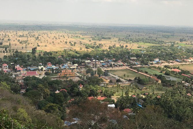 Battambang Private Day Tour - Phnom Sampeau limestone caves: history on the steep side