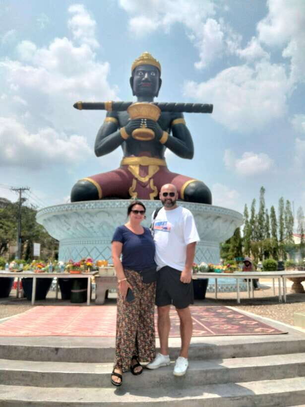 Battambang Private Full-Day Tour - Morning in Battambang: Pick-Up, Crocodile Farm, and a Market-Style Warm-Up