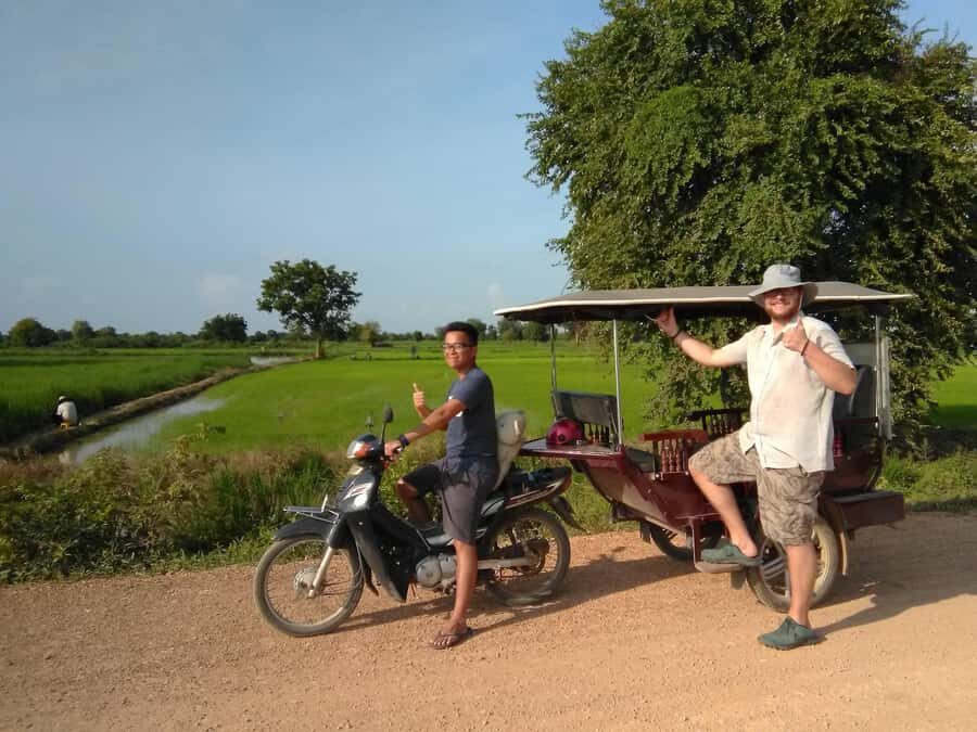 Battambang,Tuktuk and kayak, BambooTrain ,Wat Banan,Bat cave - Battambang by Tuktuk and Kayak: the day’s real flavor