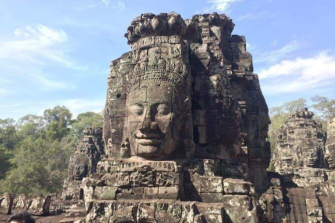 Best of Angkor Temples 3 Days Private Tour from Siem Reap - Day 2 from Banteay Srei to Pre Rup: from delicate carvings to sunset payoff