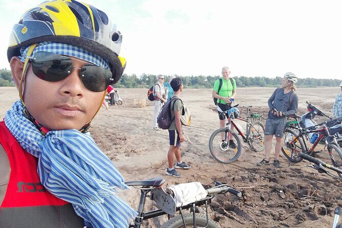Biking Explore Banteay Srei & Kbal Spean - Stop 4: Banteay Srei Temple Time (About 1 Hour)
