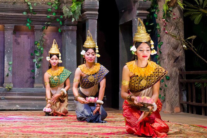 Buffet dinner with Apsara Show (Free 2 ways hotel transfer) - What You’re Really Paying $19 For in Siem Reap