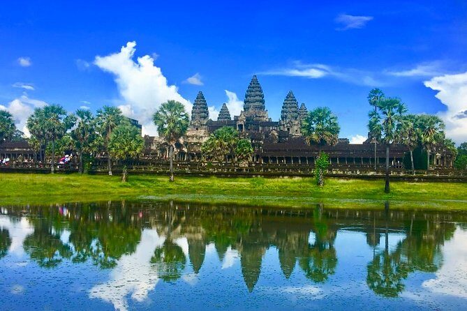 Cambodia 7 Days Tour from Siem Reap to Battambang and Phnom Penh - Tonle Sap to Kampong Phluk: Lake Life, Mangroves, and Craft Work in Siem Reap