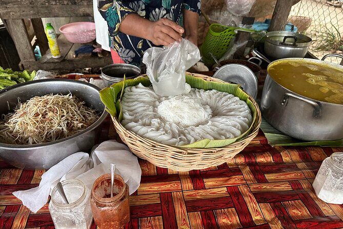 Cambodia Food Tour - Meatophum and frog dishes: how to try something new without feeling awkward