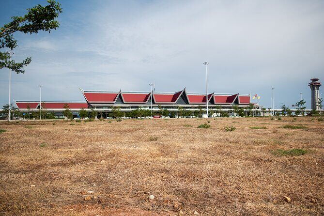 Cambodia Taxi Services 100% Private - What You Actually Get for $25 Per Person