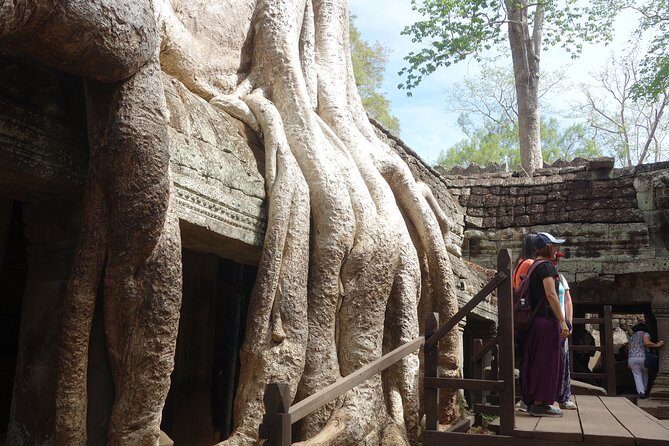 Discover Angkor Wat Temples And Phnom Kulen - Should you book this Angkor Wat and Phnom Kulen 3-day tour?