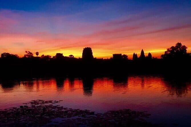 Explore Angkor Sunrise Spectacle a Full Day Temples Tour - Angkor Wat sunrise: what your 3 hours should feel like