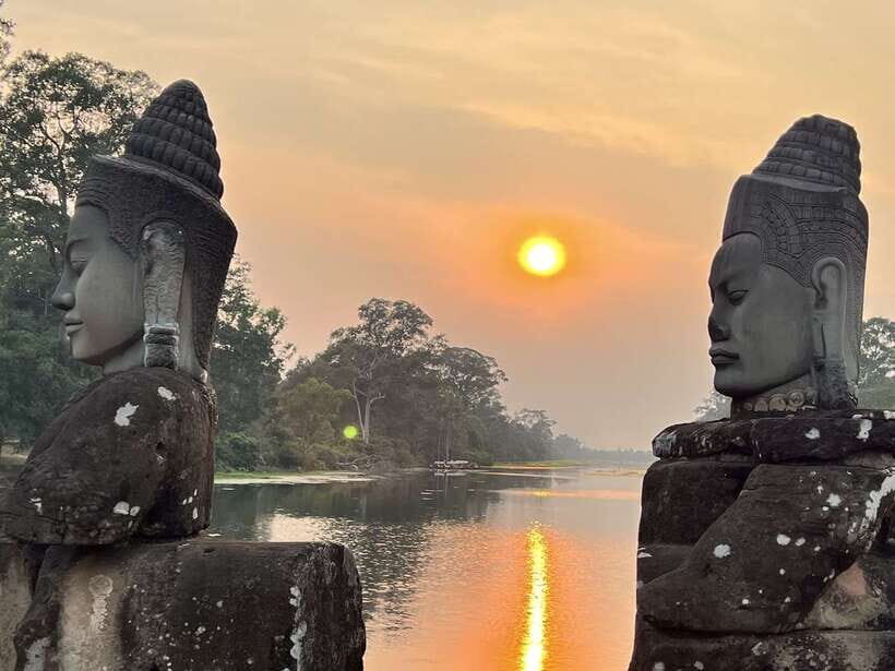 Explore Angkor Wat by Bike and Sunset - The real magic starts: Ta Prohm and the roots
