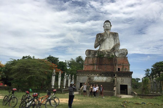 Explore local livelihood & countryside (Half-Day Cycling Tour) - Ek Phnom Stop: A Free Temple Moment With a Big Buddha