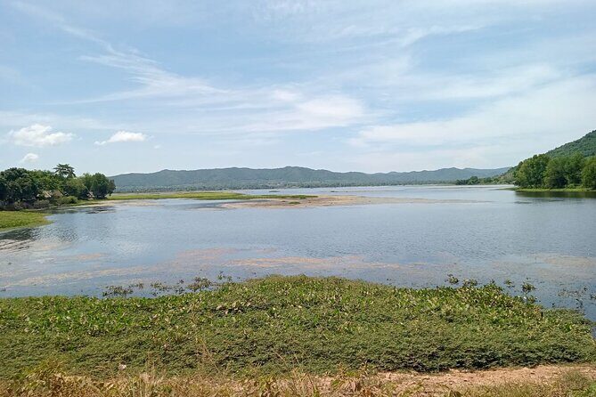 Exploring Kampot: A Memorable Tour from Sihanoukville - Secret Lake (Broteak Krola Lake): A Quick Photo Break That Feels Like a Reset