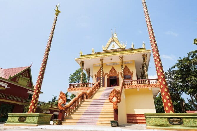 Exploring Kampot With SUV Car By English Local Tour Guide - Back in Kampot: Old French Architecture and a Change of Pace