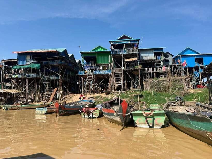 Exploring the Enchanting Kampong Phluk Floating Village - Rainy Season Wins, But Don’t Fear the Weather