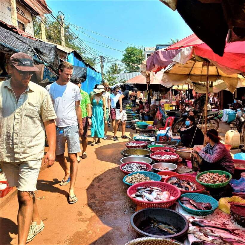 Floating Village-Mangroves Forest Tonle Sap Lake Boat Tour - Ro Lus Market and Siem Reap Stops: Fun, Fast, and Visual