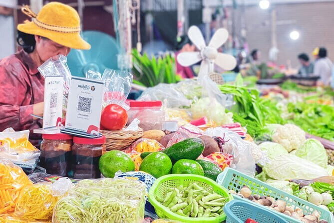FREE Siem Reap Market & Local Temple Tour - Spean Dek market: where breakfast shopping feels normal