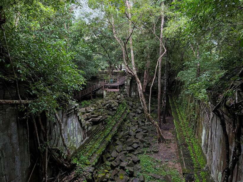 From Koh Ker: Full-Day Private Tour of Cambodian Temples - Price and Logistics: Is $150 a Fair Deal for a 12-Hour Private Day?