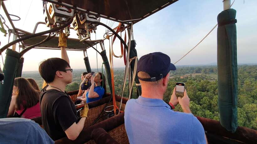 From Krong Siem Reap: Angkor Hot Air Balloon Ride w/ Pickup - Sunrise vs Sunset: The Timing That Shapes the Whole Experience