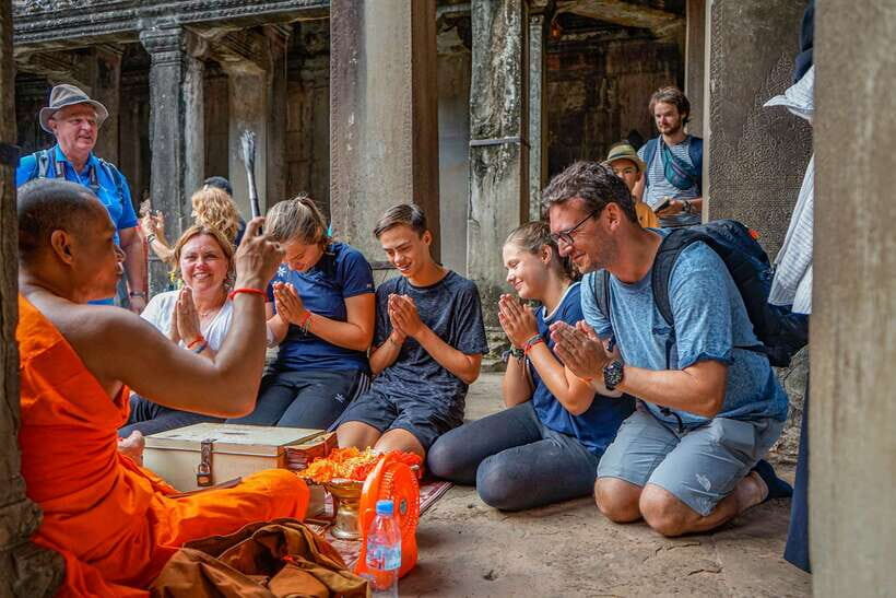 From Siem Reap: Angkor Wat Full-Day Private Tour & Sunrise - Angkor Wat, from sunrise views to the central complex