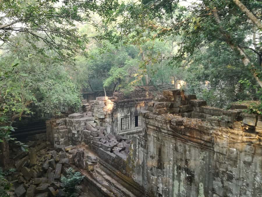 From Siem Reap: Half-Day Tour to Beng Mealea Temple - Beng Mealea: The Jungle Temple That Feels Off the Usual Track