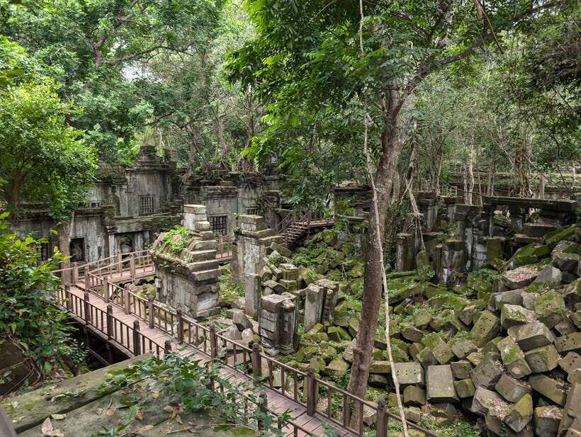 From Siem Reap: Koh Ker and Beng Mealea Private Day Tour - Touring Koh Ker and Beng Mealea from Siem Reap: what the day feels like