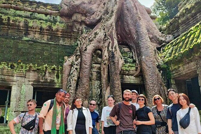 Full Day Archeological Tour in Siem Reap with Sun Set - Entering Angkor Wat: the big star and the one fee to plan for
