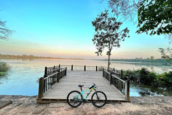 Full-Day Bike Tour in Siem Reap with Zipline - Ta Nei Temple, Death Gate, and Takeo: the late-day climb that gives the day weight
