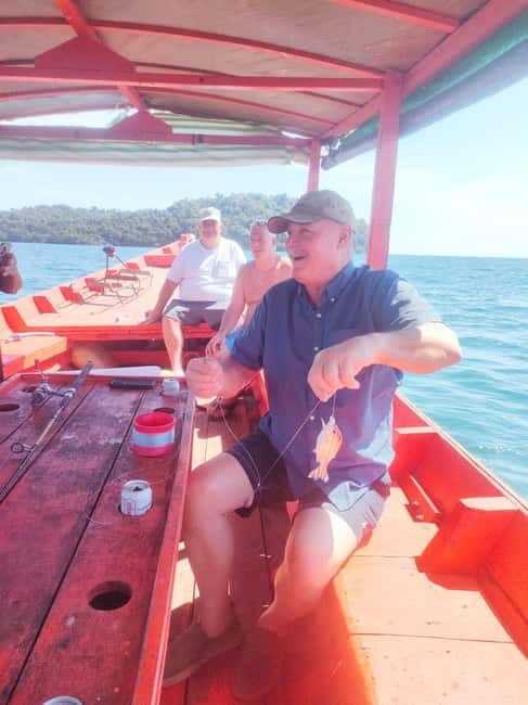Full Day City Tour with A Boat Trip to 2 Islands - BBQ Lunch on the Sand: Seafood, Chicken, and Cold Drinks