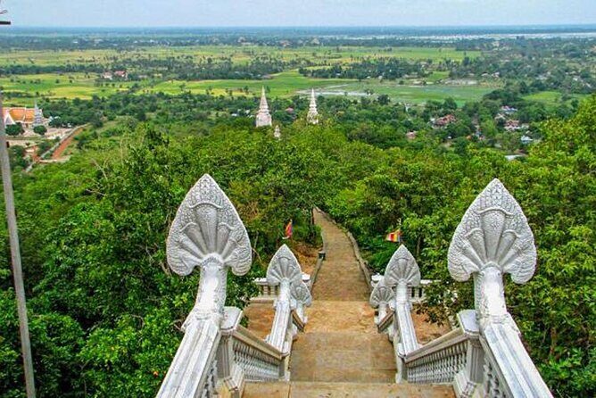 Full-Day Discover Oudong Mountain-Former Capital City & Phnom Penh City Tours - Preah Sakyamoni Chedi and the hill shrines you can’t skip