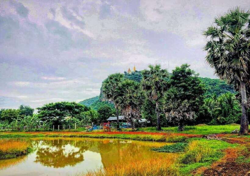 Full-day: Handicraft, Bamboo train, Killing cave, Bat Cave - Sangke River villages and the suspension bridge: views with a purpose